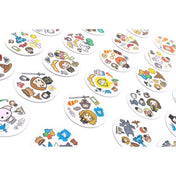 Dobble: Harry Potter játékkártyák közelről – A Dobble: Harry Potter társasjáték egyedi kártyái, tele ikonikus karakterekkel, varázstárgyakkal és mágikus szimbólumokkal.