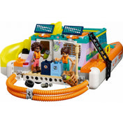 LEGO Friends 41734 – a készlet öt karaktere: Aliya, Nova, Marco, valamint két tengeri teknős és egy delfinfigura. A figurák mentőruhákban és búvárfelszerelésben láthatók, különböző színes kiegészítőkkel.