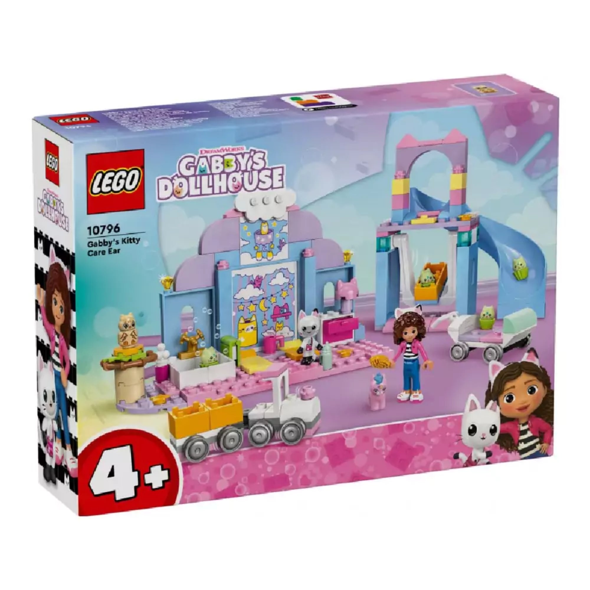 LEGO Gabby's Dollhouse 10796 készlet doboza elölnézetből, rajta a Gabi cicabölcsije-fül játékszett színes grafikájával és 4+ korosztályjelzéssel.