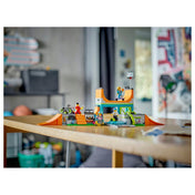 LEGO City Parc pentru skateboard 60364, 454 piese