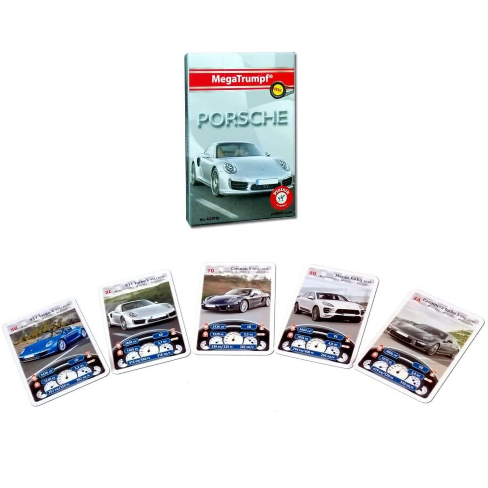 A képen a MegaTrumpf Porsche kvartett kártyajáték látható kibontva. A doboz elején egy ezüst Porsche szerepel, míg előtte öt különböző Porsche modell kártyája sorakozik: 911 Turbo, Cayman S, Macan Turbo és Panamera Turbo.