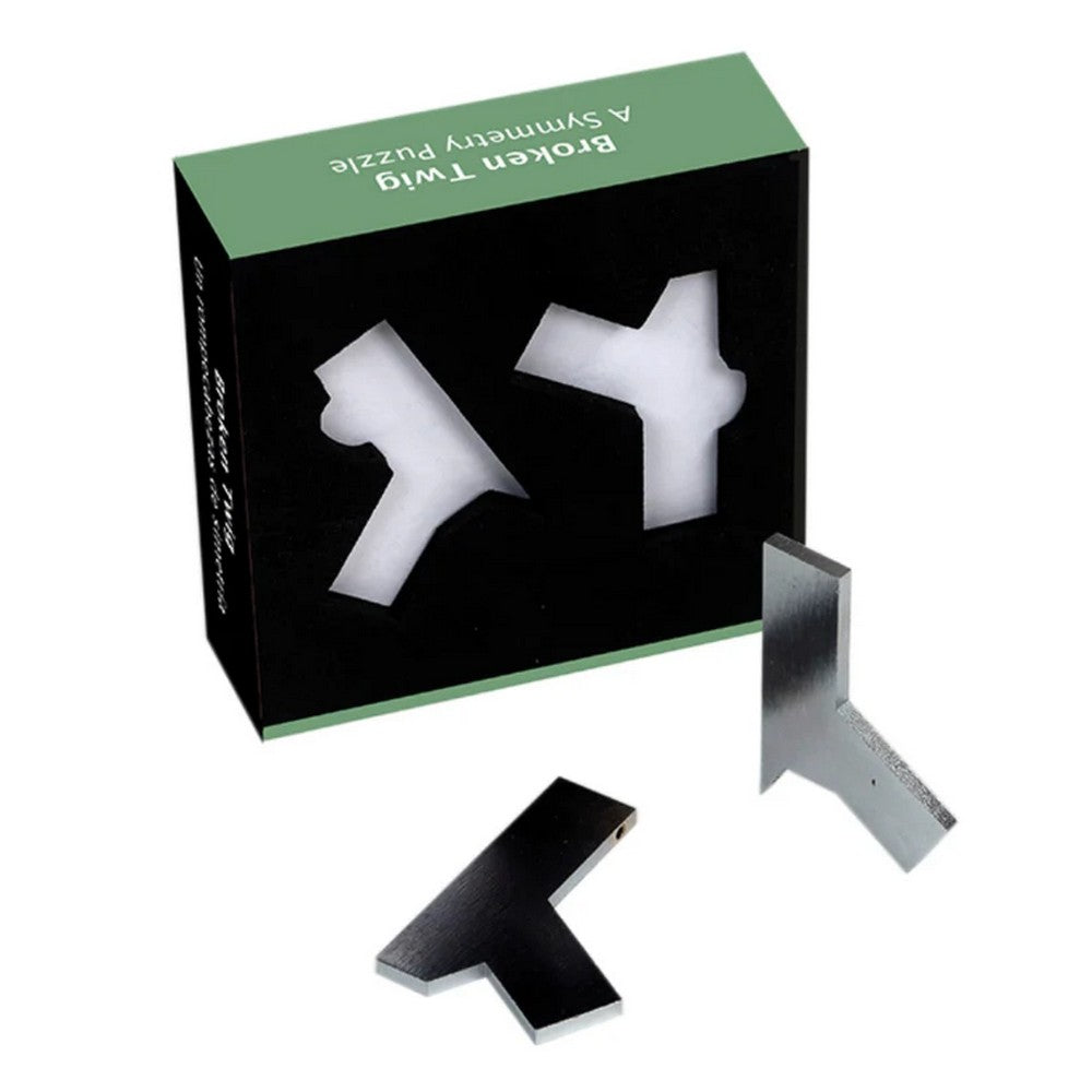 puzzle darabok a csomagolason kivul