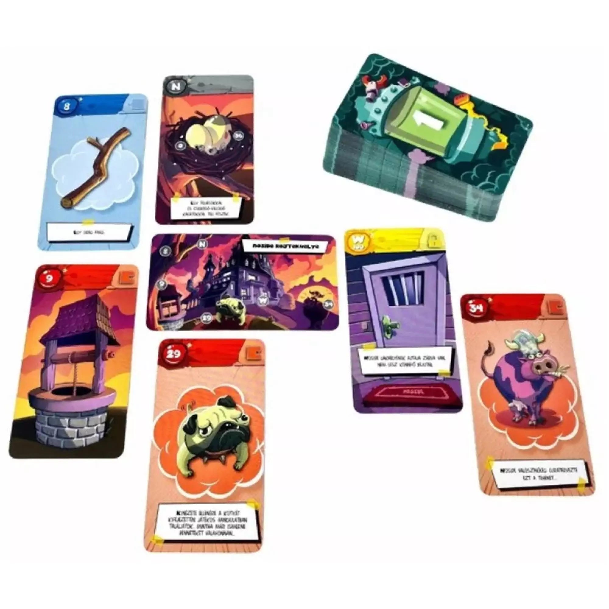 A társasjáték színes, illusztrált kártyái közül több is látható: kút, ajtó, boszorkányház, különféle tárgyak és rajzfilmfigurák, a háttérben egy pakli rendezett kártyával.