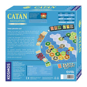Catan: Navigatorii – román nyelvű kiegészítő 2025-ös kiadás doboz hátoldala. A leírás és a játéktartalom látható, mellette a színes játéktábla és kártyák bemutatója.