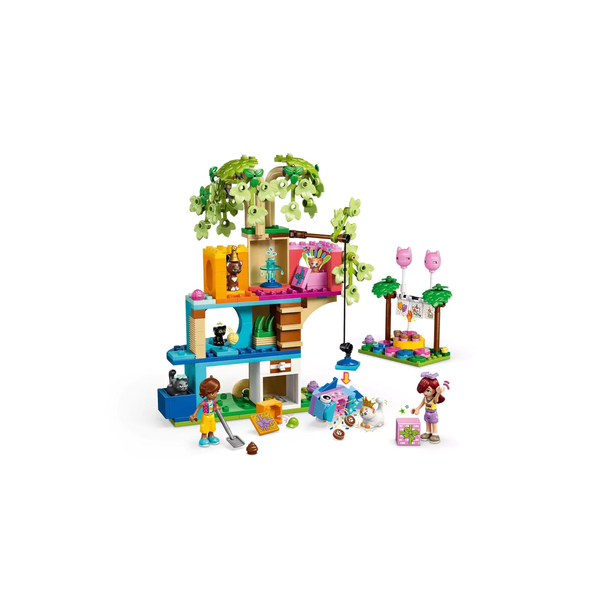 A LEGO Friends Macskaszülinapi buli (42666) teljes készlet madártávlatból, jól láthatók a játékos részletek, cicák, kiegészítők és a születésnapi dekorációk.