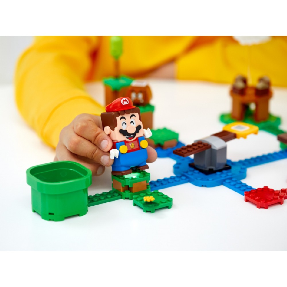 LEGO Super Mario Aventurile lui Mario - set de baza 71360