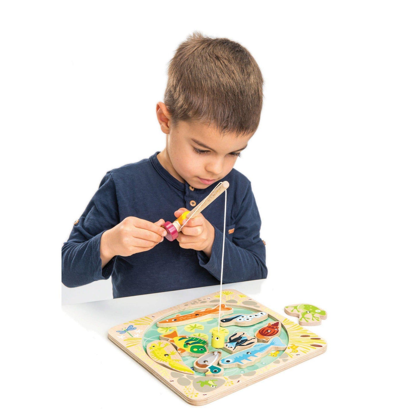 Pescarul cu magneți, din lemn premium - Pond Dipping - 10 piese - Tender Leaf Toys-Tender Leaf Toys-3-Jocozaur