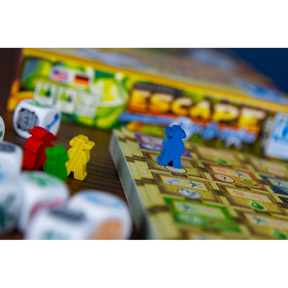 Escape Roll & Write - Joc de societate în limba engleză