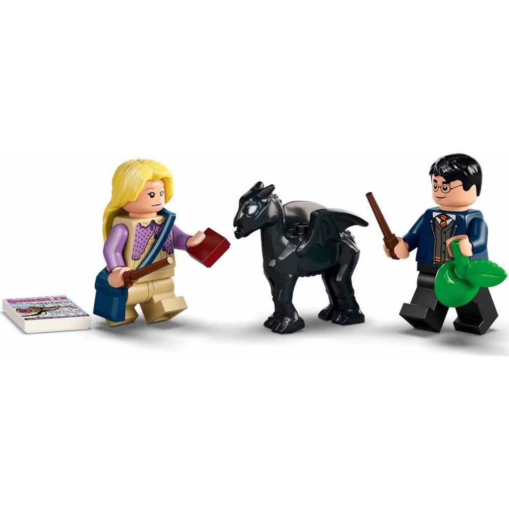 LEGO Harry Potter Trăsura și caii Thestral de la Hogwarts 76400