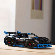 LEGO Technic -  Masina de curse Porsche GT4 e-Performance 42176, 838 piese