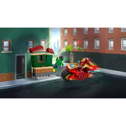 LEGO Marvel Super Heroes Iron Man cu motocicletă și Hulk 76287