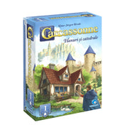 „Carcassonne – Hanuri și catedrale kiegészítő doboza, fogadóval, tavacskával és háttérben magasodó katedráléval illusztrálva.”