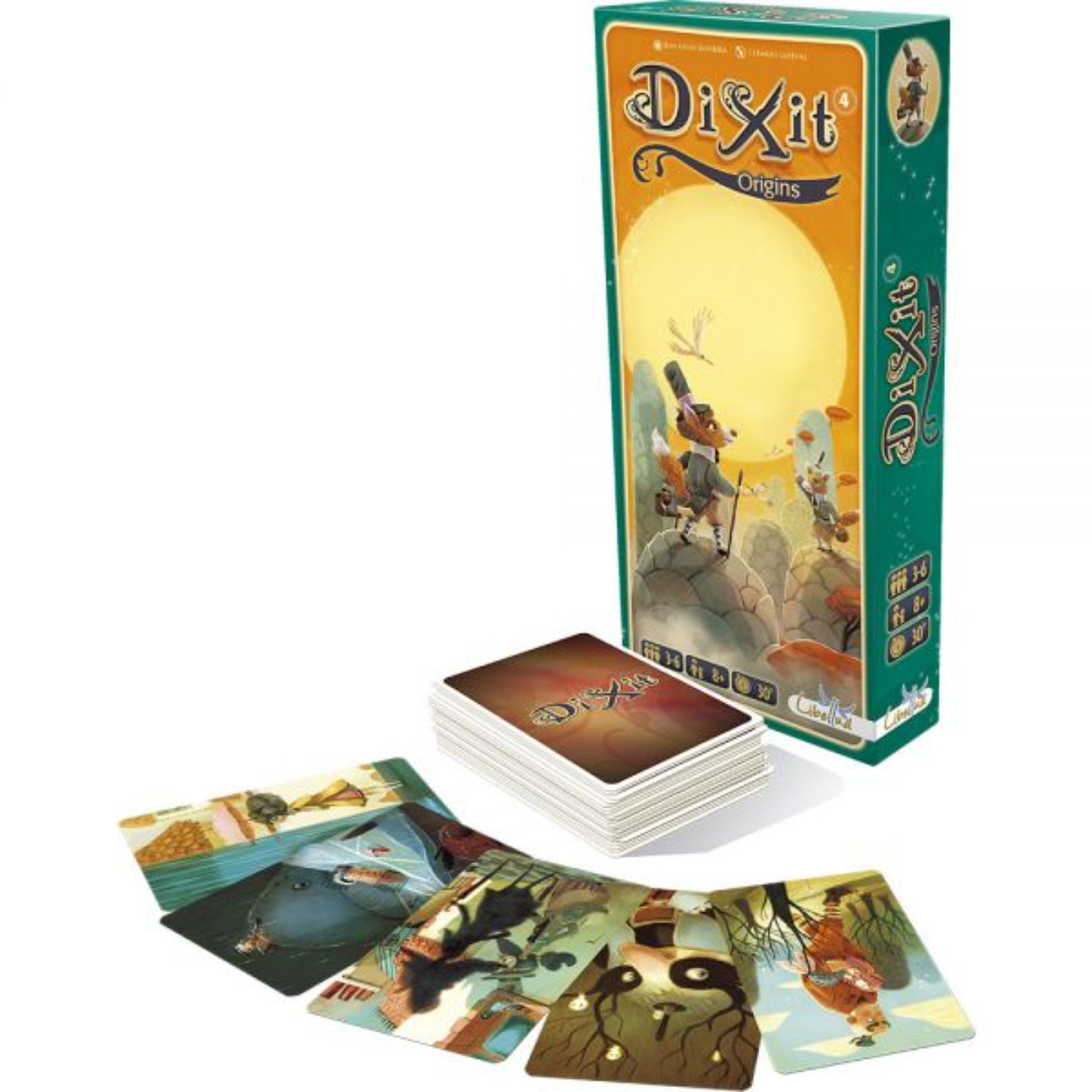 A Dixit Origins társasjáték doboza, mellette egy pakli kártyával és néhány szétszórt, színes illusztrációkkal díszített játékkártyával. A doboz zöld színű, sárga holdas háttérrel, a játékkártyák pedig fantáziadús, művészi grafikákat ábrázolnak, amelyek a játék történetmesélős jellegét hangsúlyozzák.