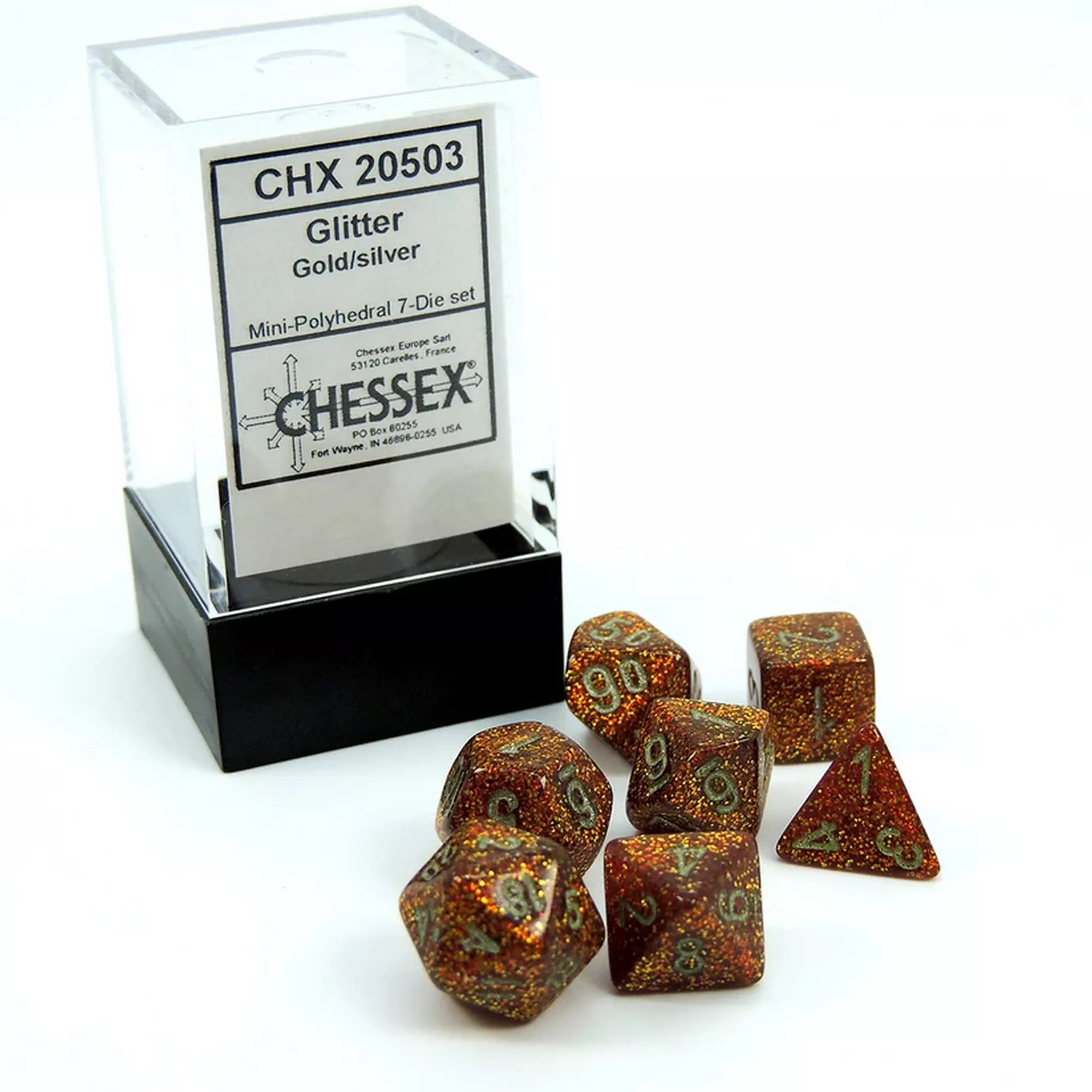 Silver 7 darabos poliéder kockakészlet, átlátszó dobozban csomagolva, a kockák arany csillámokkal és ezüst számokkal díszítve.