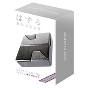 A Huzzle Cast DIAMOND eredeti csomagolása, rajta a játék képe, a japán Huzzle márkanév és a nehézségi szintet jelző csillagok.