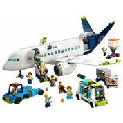 LEGO City -  Avion de pasageri 60367, 913 piese