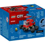 LEGO City Tűzoltóautó 60482 – doboz hátoldala, megépített tűzoltóautó és játékfunkciók bemutatása.
