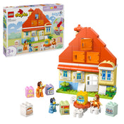 LEGO DUPLO Bluey családi ház készlet doboza és a megépített ház kiegészítőkkel és figurákkal.