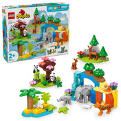 LEGO DUPLO Vadállatcsaládok 3 az 1-ben építőkészlet, amely különböző állatos jeleneteket mutat be: panda és őzgida az erdőben, elefántok a vízesésnél és teknősök a tengerparton, kreatív és tanulást segítő játéklehetőségekkel.