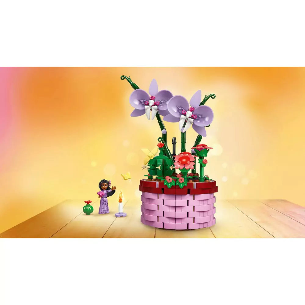 LEGO Disney -  Ghiveciul Isabelei 43237, 641 piese