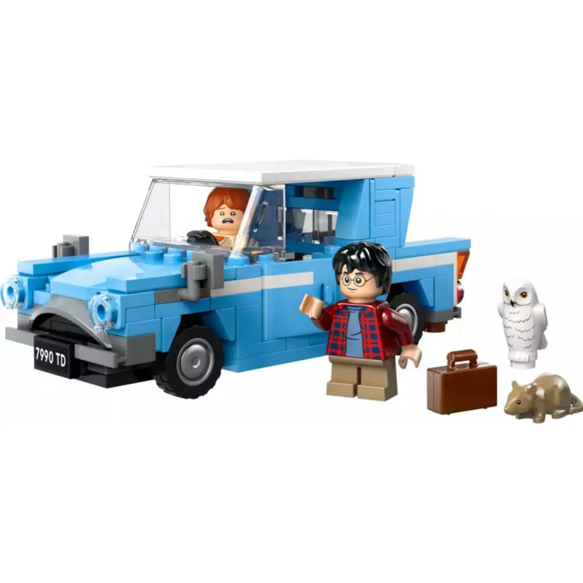 A képen a LEGO Harry Potter "Repülő Ford Anglia" szett egyik jelenete látható, amely Harry Potter és Ron Weasley kalandját ábrázolja. A szett tartalmazza a híres kék autót, amely lebegve repül a levegőben, miközben Ron vezeti, és Harry egy varázslatos pillanatban áll mellette. A minifigurák között található Harry, aki kezében egy varázspálcát tart, és Ron, aki kissé rémült arccal ül a volánnál.
