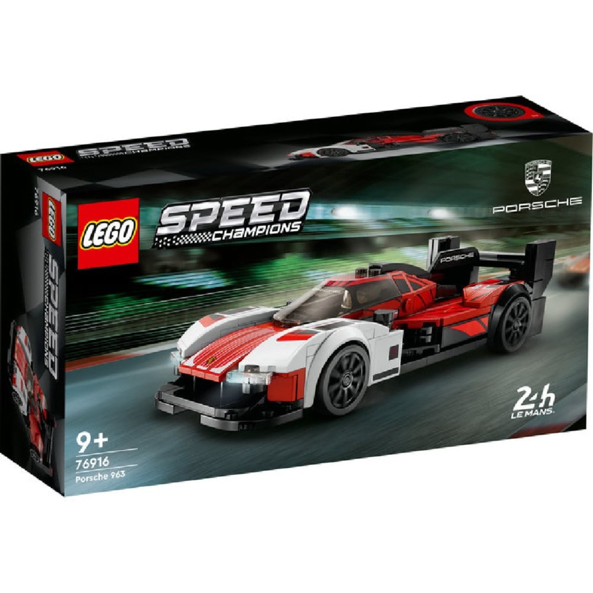 A LEGO Porsche 963 versenyautó szett doboza elölről fotózva, háttérben egy pályán száguldó autó illusztrációval.