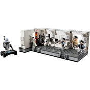 A LEGO Star Wars Beszállás a Tantive IV-be (75387) készlet teljesen összeépítve, szereplőkkel és akcióval, bal oldalon az exkluzív ARC Trooper Fives figurával.
