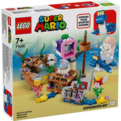 A LEGO Super Mario Dorrie elsüllyedt hajóroncs kalandjai kiegészítő szett (71432) színes doboza, amelyen a szett víz alatti jelenete, Dorrie figura, Blooperek és más karakterek, valamint a LEGO Mario figura szerepel illusztrációként.