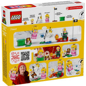 A LEGO Super Mario 71441-es készletének dobozhátoldala, amely bemutatja a Peach hercegnővel játszható interaktív pályát, több játékelem és karakter (pl. Lakitu, Yellow Toad) felsorolásával.
