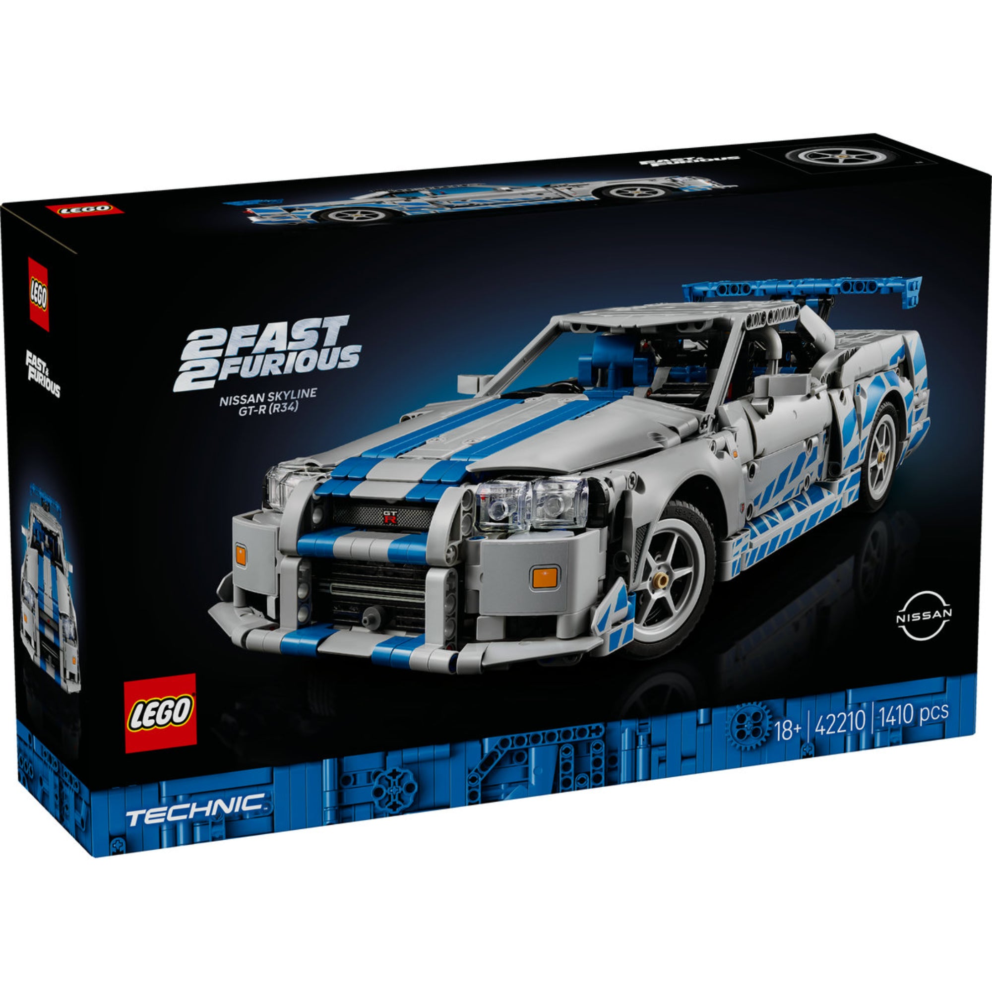  A LEGO Technic 42210 Fast & Furious Nissan Skyline GT-R (R34) szett doboza közelről, jól látható a 1410 darabos felirat és a részletesen kidolgozott modell eleje.