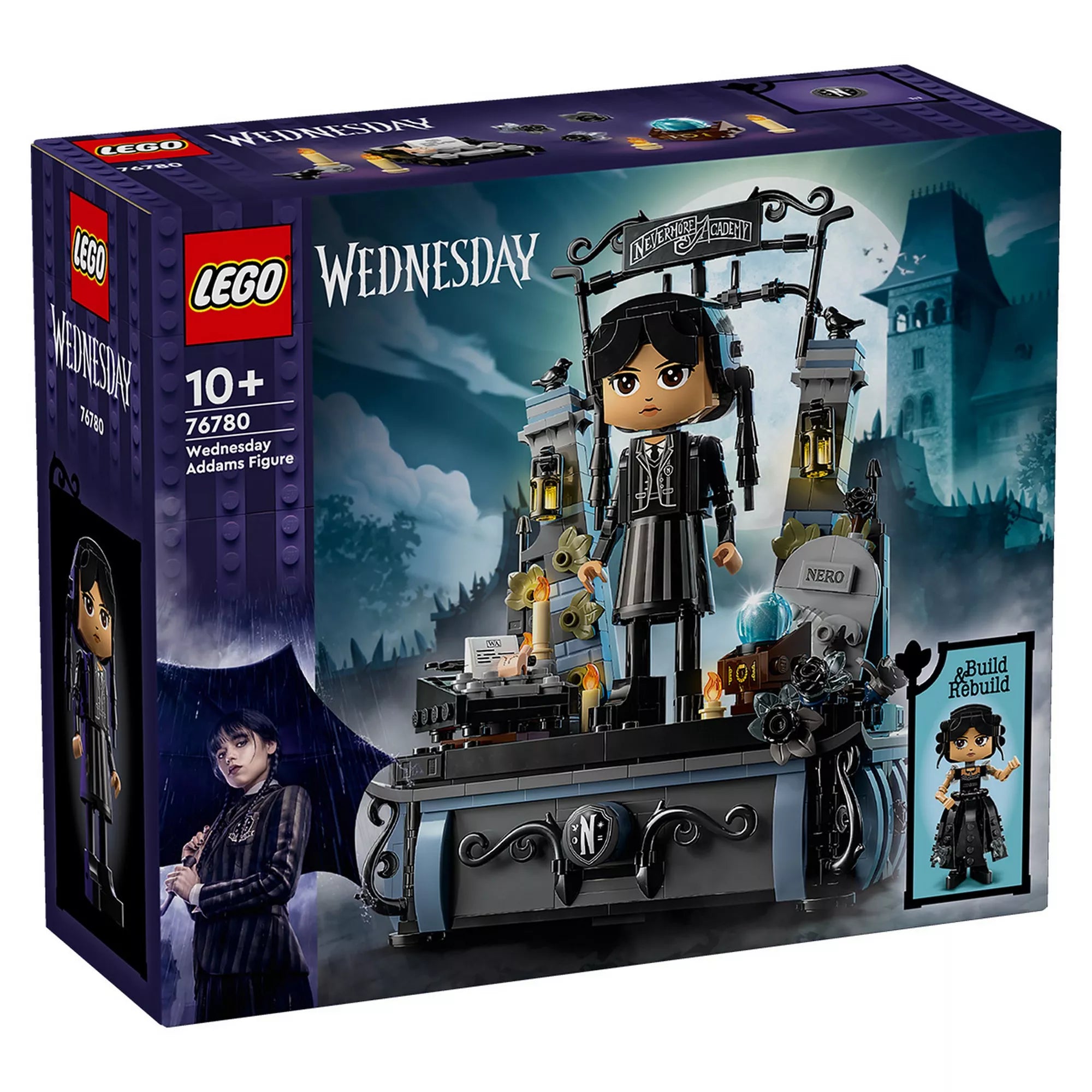A LEGO Wednesday Addams figura (76780) doboza, amelyen a Wednesday karakter látható a Nevermore Akadémia hátterével, kísérteties hangulatban.