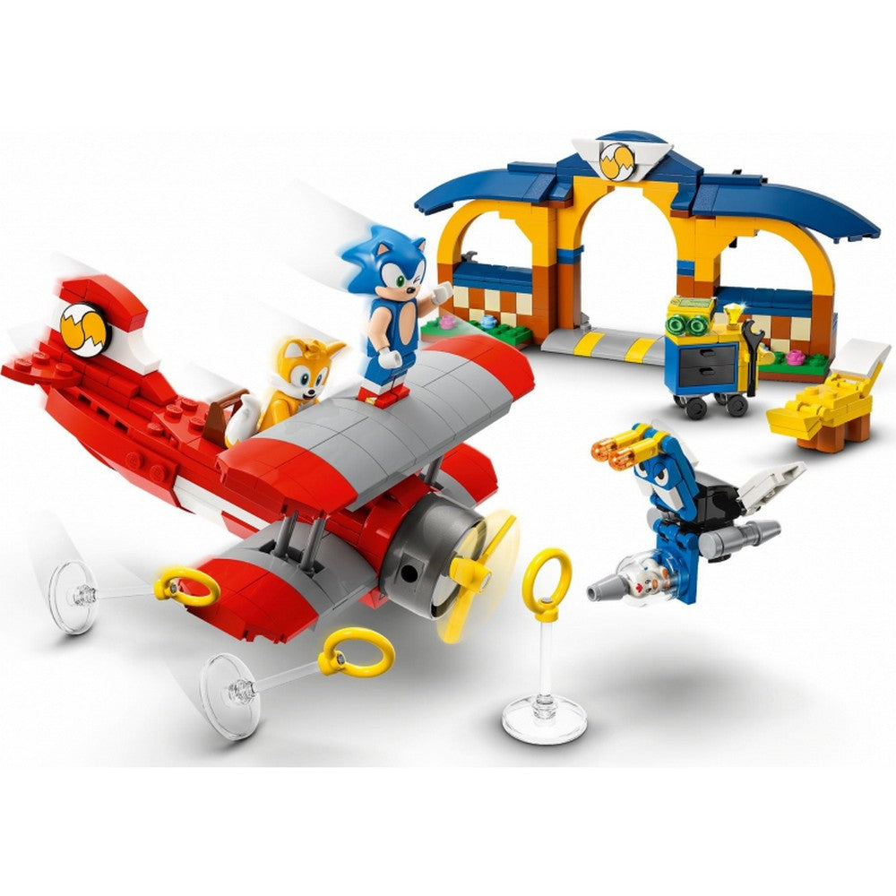 LEGO Sonic the Hedgehog -  Atelierul lui Tails si avion Tornado 76991, 376 piese