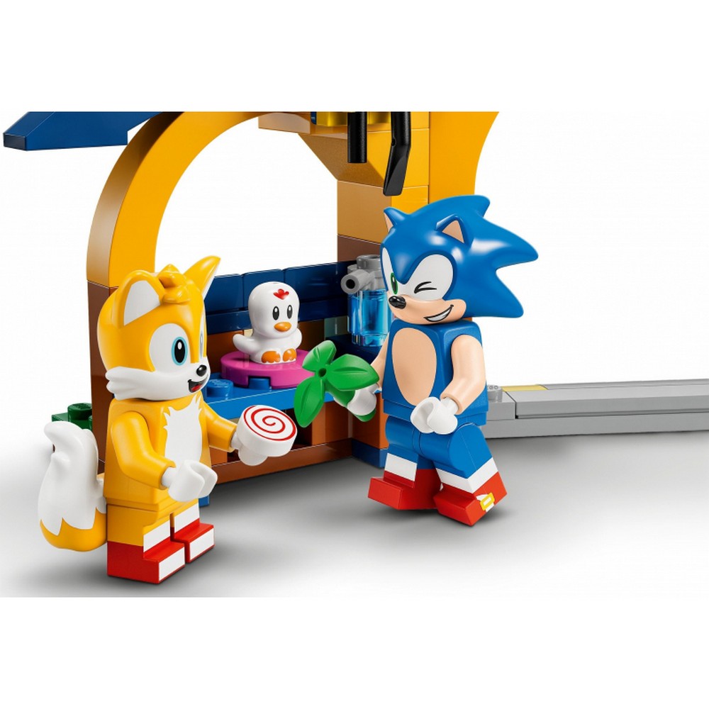 LEGO Sonic the Hedgehog -  Atelierul lui Tails si avion Tornado 76991, 376 piese