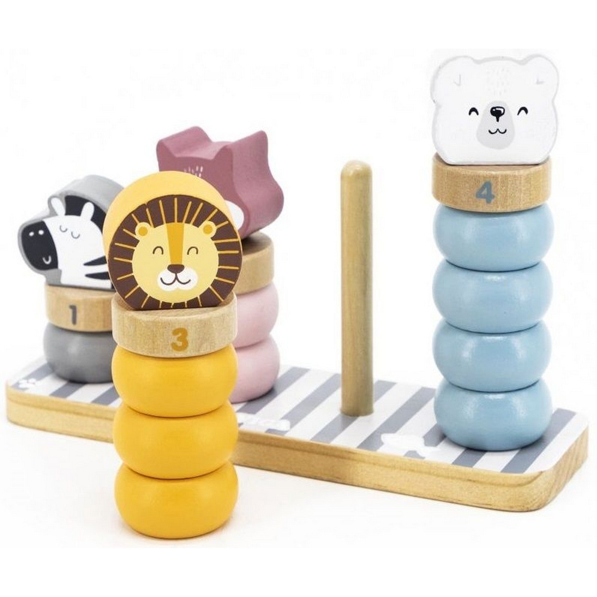PolarB Stacking Blocks by Viga – összeállított tornyok oroszlánnal, rókával, zebrával és jegesmedvével színes gyűrűkön.