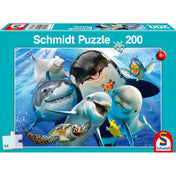  A "Schmidt Puzzle: Vízalatti barátok, 200 darabos" doboza, amelyen barátságos tengeri állatok mosolygó arckifejezései láthatók.