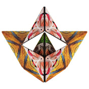 Harmadik kép: A Shashibo Savanna mágneses kocka háromszög formában, belső oldalán flamingókat és természetes mintákat ábrázoló dizájnnal.