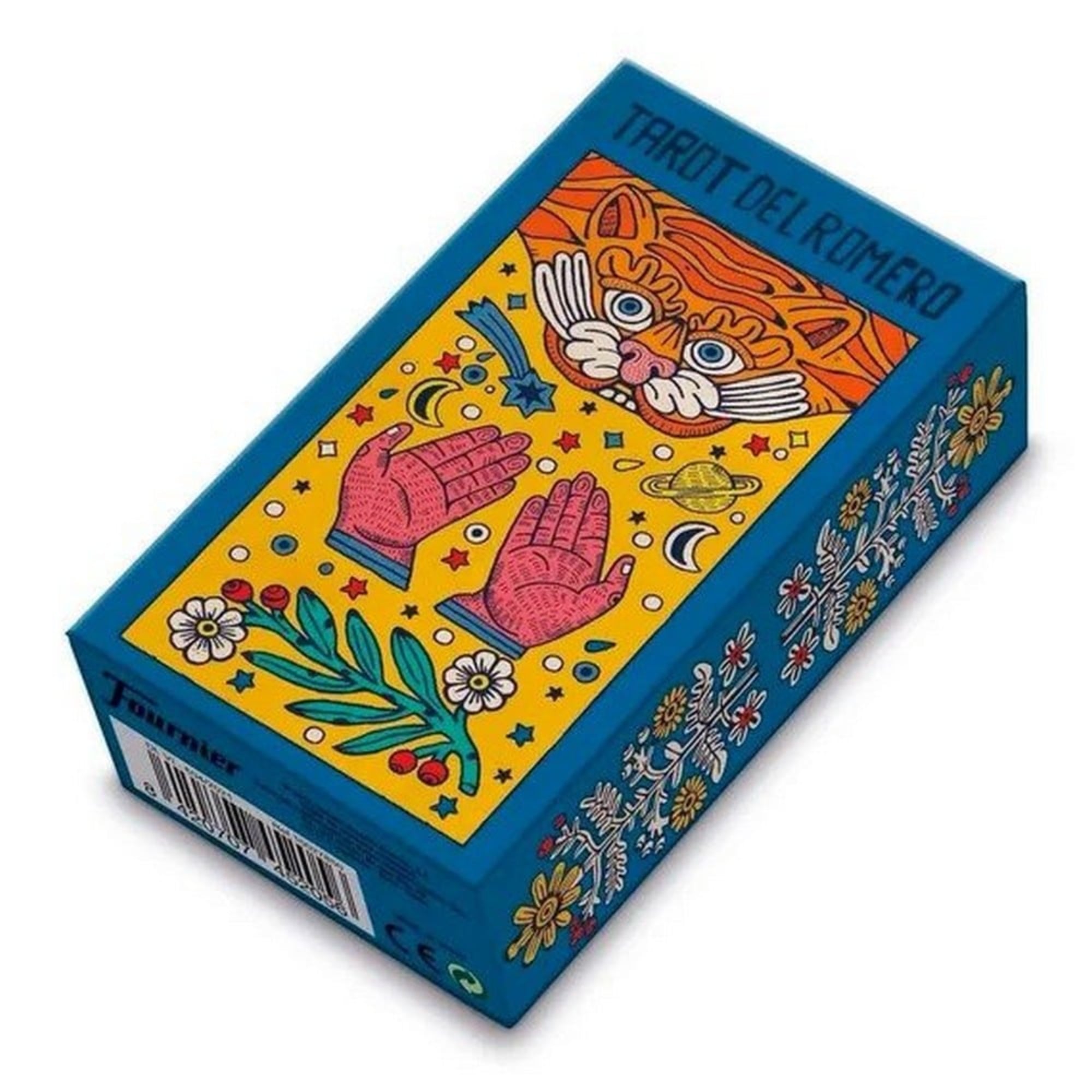A képen a „Tarot del Romero” nevű kártyacsomag színes, művészien illusztrált doboza látható. A dobozt élénk színek és részletes grafikák díszítik: egy tigrisfej, két nyitott tenyér, csillagok, holdak, virágok és egyéb szimbolikus motívumok jelennek meg rajta. A doboz oldalán virágmintás díszítés fut végig, ami még különlegesebbé teszi a megjelenést. 