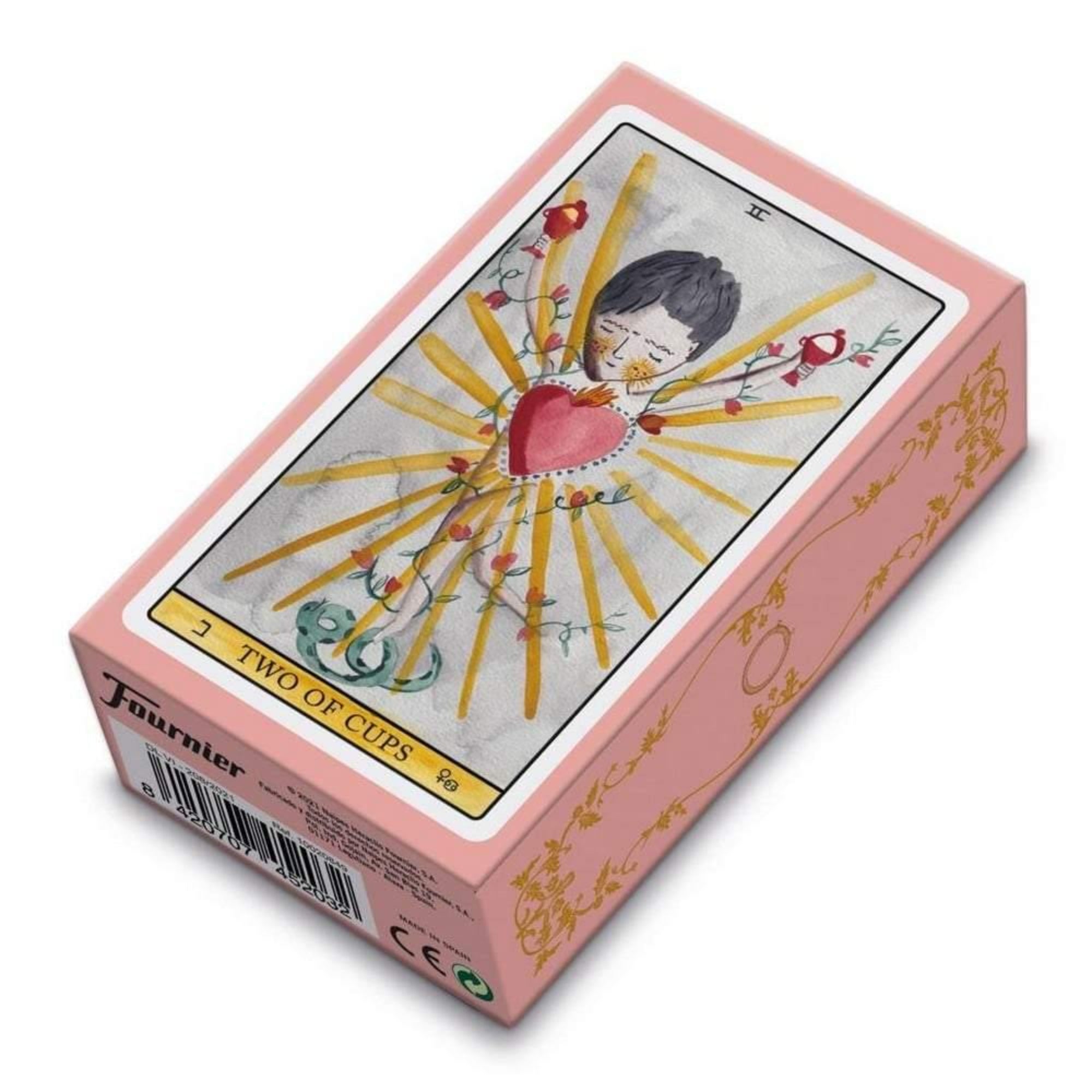 A képen a Tarot de Luz kártyapakli díszdoboza látható, amelyet pasztell rózsaszín szín és arany díszítés jellemez. A doboz tetején a "Two of Cups" (Kelyhek kettes) kártya grafikája szerepel, mely egy szívből kiáradó sugárzást és szeretetteljes motívumokat ábrázol. A finom, akvarell stílusú illusztrációk és az elegáns kialakítás romantikus és álomszerű hangulatot kölcsönöznek a paklinak.