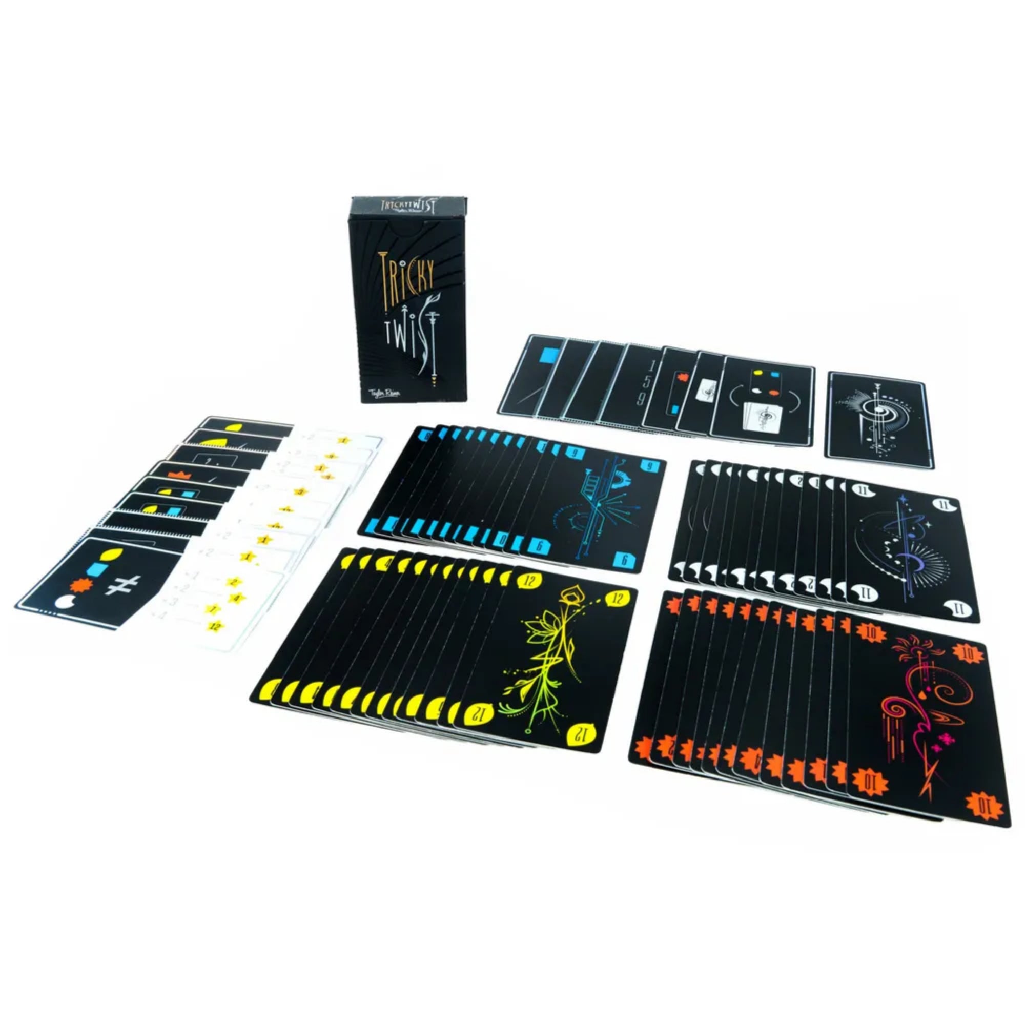 Tricky Twist kártyajáték teljes tartalma kiterített lapokkal és paklikkal