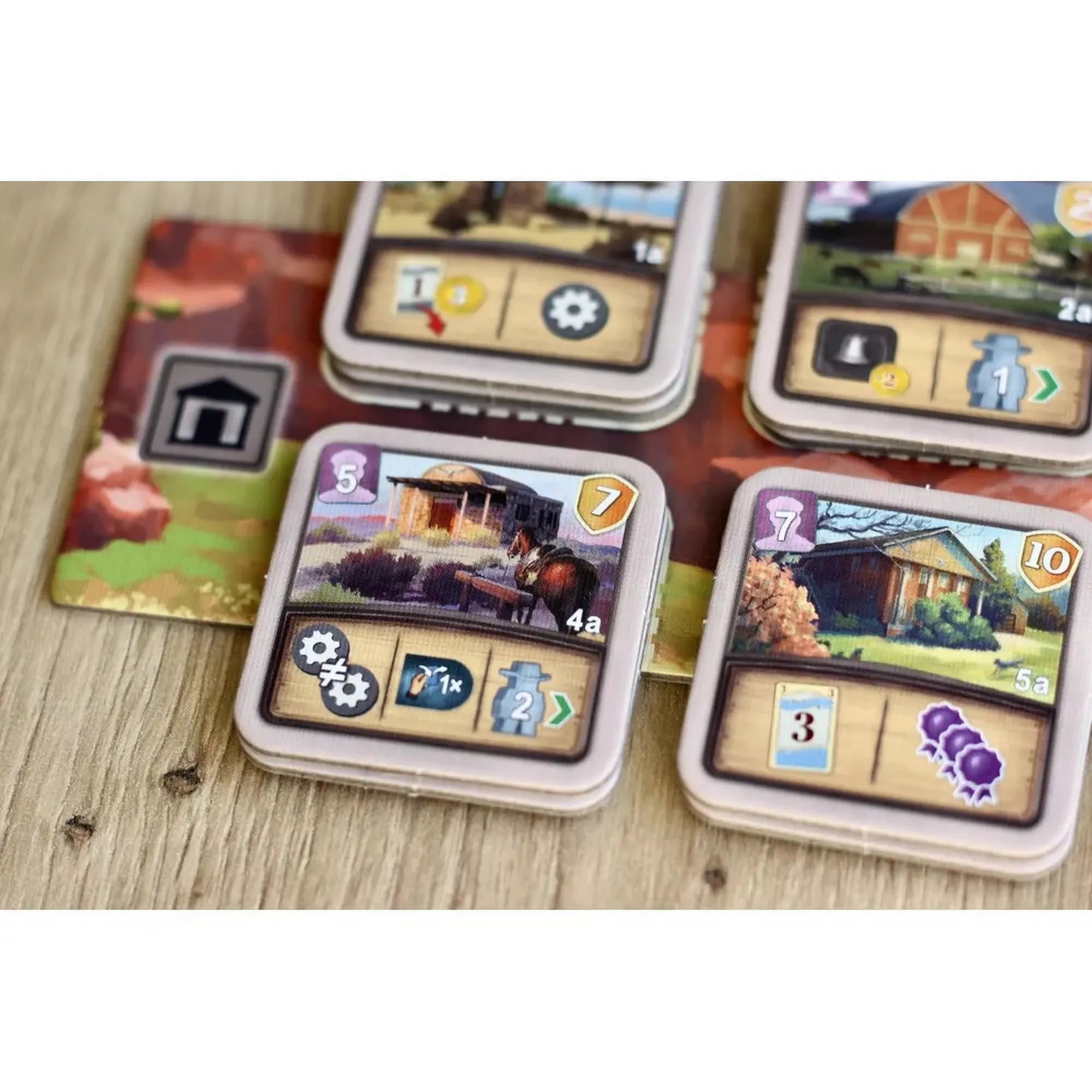 A nagy western utazás: El Paso épületcsempék közelről, akcióikonokkal és stratégiai elemekkel