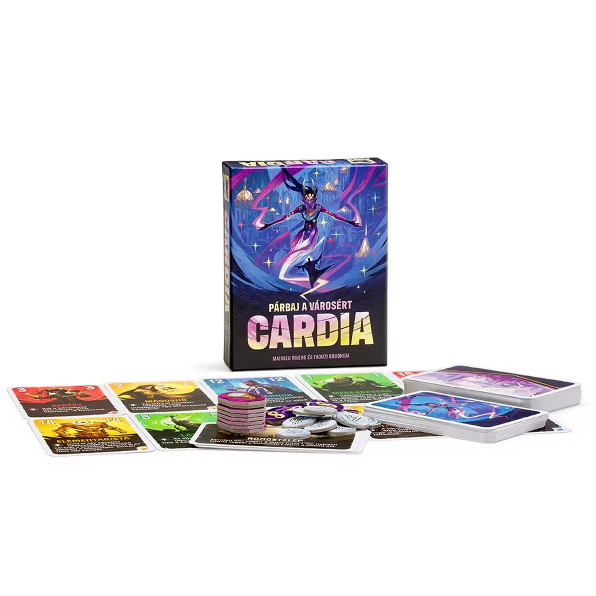 „A Cardia – Párbaj a városért társasjáték teljes tartalma: a doboz mellett színes frakciókártyák, jelzők és paklik láthatók, amelyek a stratégiai kártyajátékhoz szükségesek.”