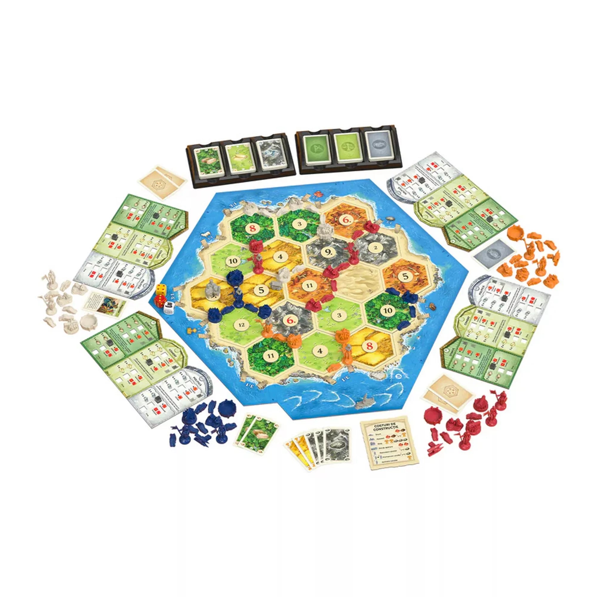A Catan: Orașe și cavaleri kiegészítő játéktáblája felülnézetből. A hatszögletű lapkákon városok, utak és lovagfigurák láthatók, mellettük erőforráskártyák, fejlesztési lapok és a játékhoz tartozó kiegészítők.