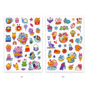 A Djeco Édes Mimi tetoválás két ívnyi színes, cukiságokkal teli mintát ábrázol: nyuszik, madarak, torták, fagyik, kutyusok és szivárványok vidám illusztrációi gyermekek számára.