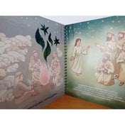 Az Ég és Föld Fia könyv jelenete, ahol az angyal a tűznél ülő pásztorokhoz szól, fényben megjelenő égi formákkal.