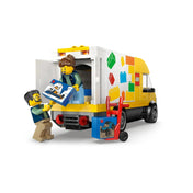 LEGO City: A LEGO furgon 60500 – A furgon hátulja nyitott raktérrel, minifigurákkal és kézikocsival.