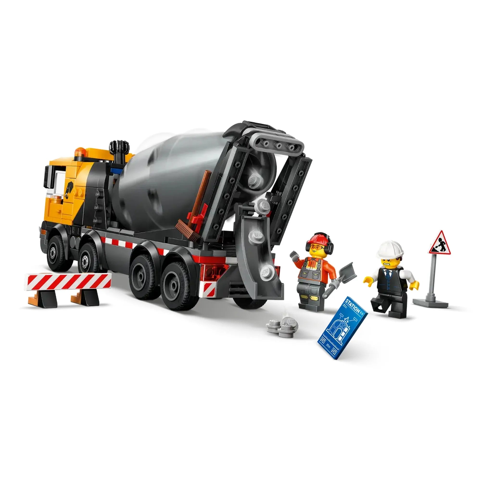 LEGO City Betonkeverő 60478 hátulnézet, nyitható keverődobbal, szerszámokkal és minifigurákkal.