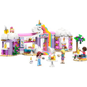 LEGO Friends Unikornisos kávézó (42684) teljes készlet fehér háttéren, épülettel, figurákkal és kiegészítőkkel