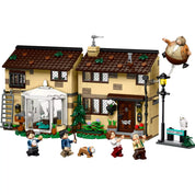 LEGO Harry Potter: Marge néni látogatása a Privet Drive-on (76451) – a teljes ház, szereplők és felfújt Marge néni figurája a jelenetben.