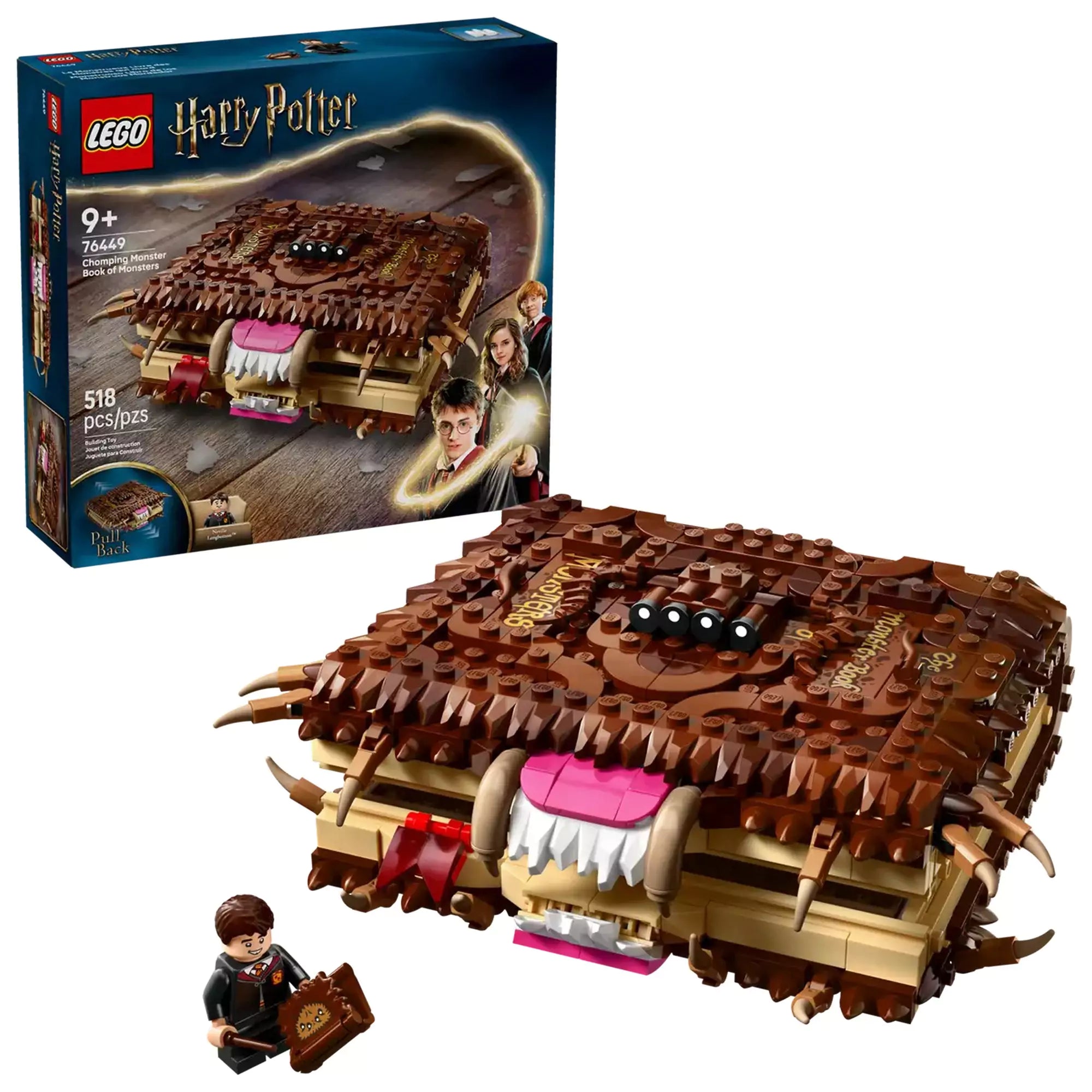 LEGO Harry Potter: Szörnyek szörnyű könyve (76449) – a készlet teljes tartalma dobozzal és Neville minifigurával elrendezve.