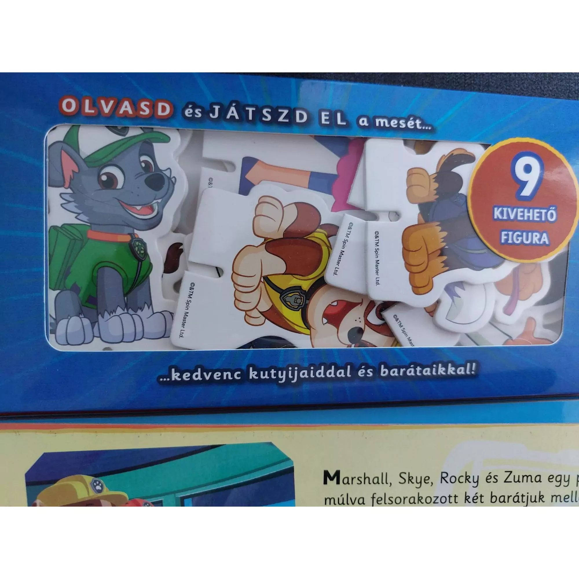 Mancs Őrjárat – A tengeri cica megmentése könyv csomagolás 9 kivehető figurával, Rocky és Rubble szereplőkkel.